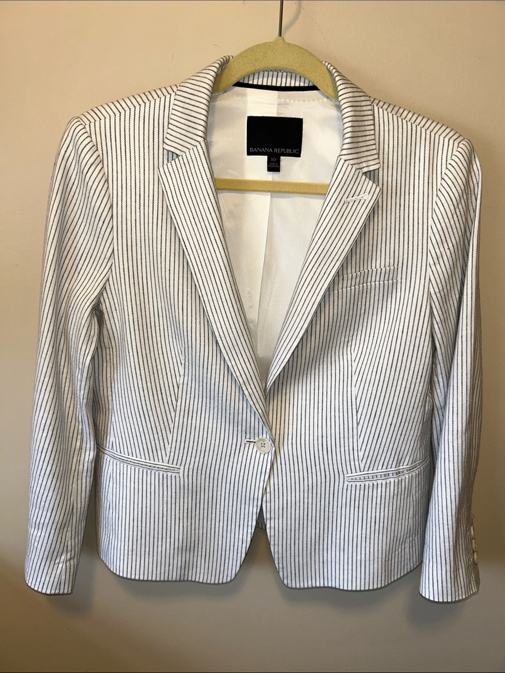 Banana Republic White Blazer with black Pinstripes